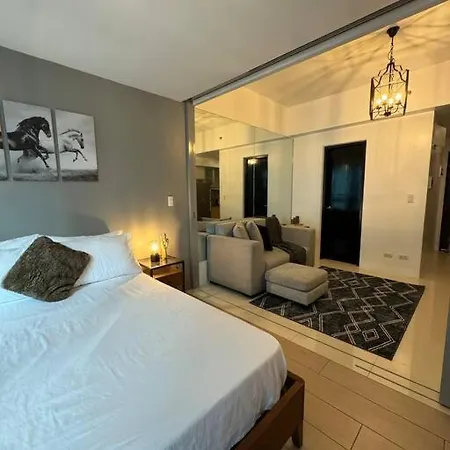One Uptown Stylish Retro Suite Manila Exterior photo